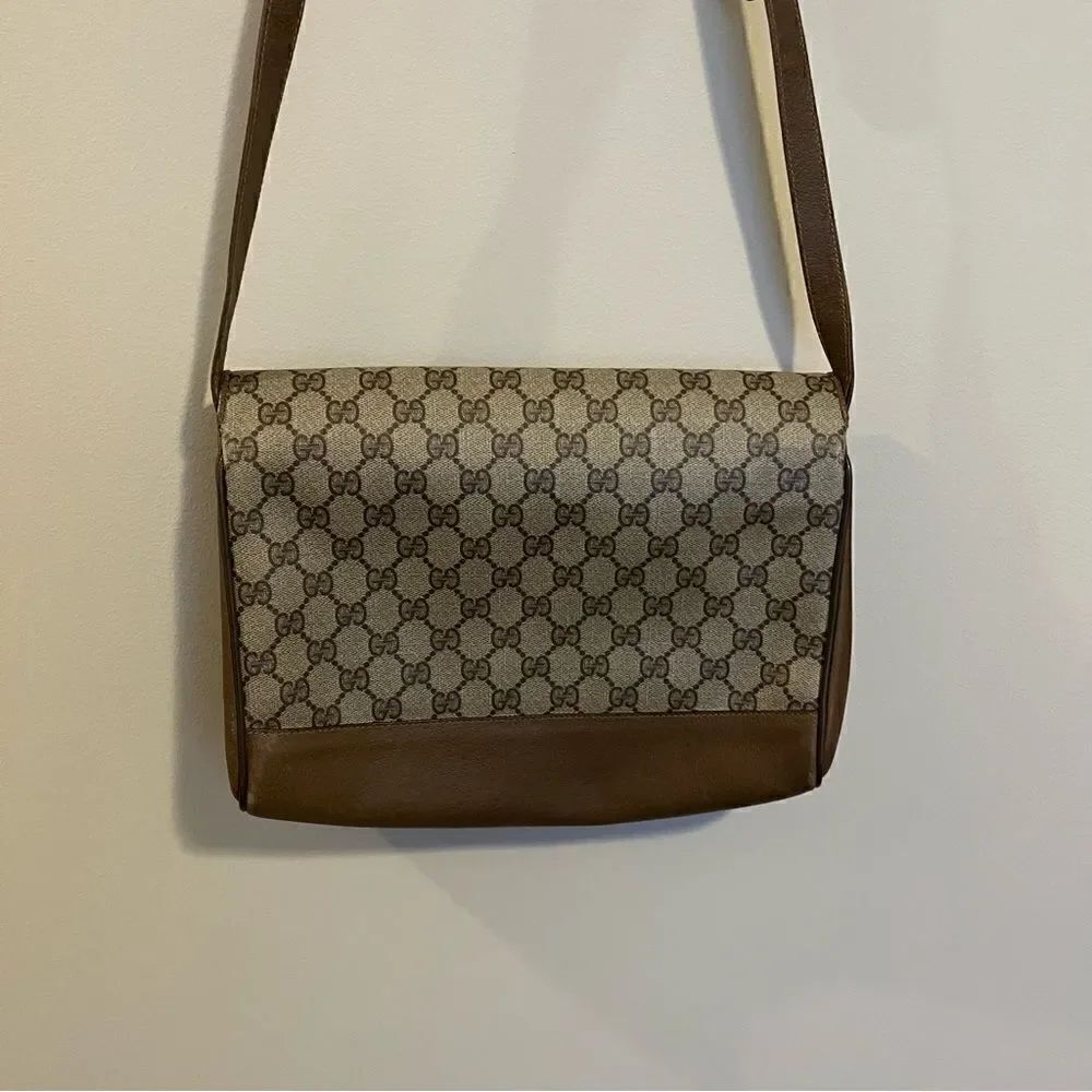 Gucci Supreme Crossbody/Shoulder Bag - Picture 7 of 16